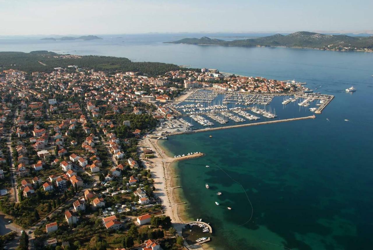 Villa Nina Biograd Na Moru Bagian luar foto
